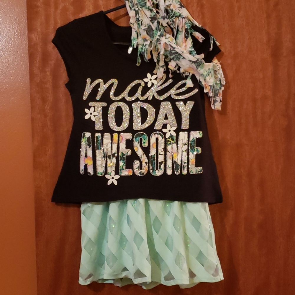Worn once! 3 piece Spring/Summer Outfit